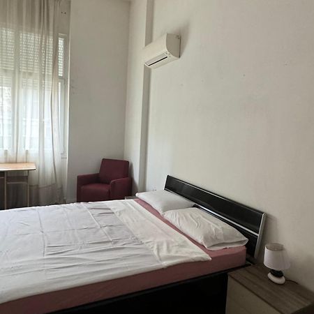 Ambassador Tirana Apartment Eksteriør bilde