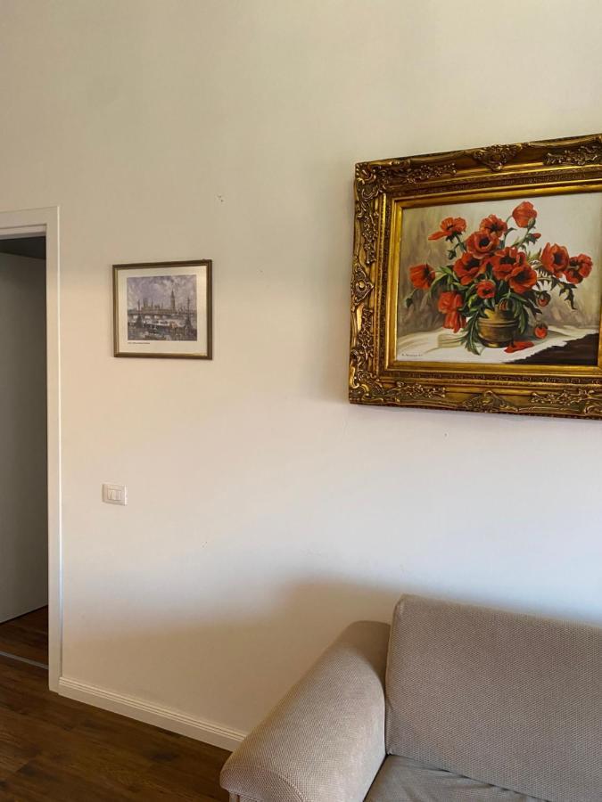 Ambassador Tirana Apartment Eksteriør bilde