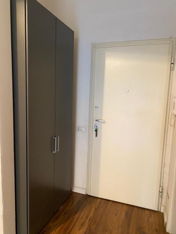 Ambassador Tirana Apartment Eksteriør bilde
