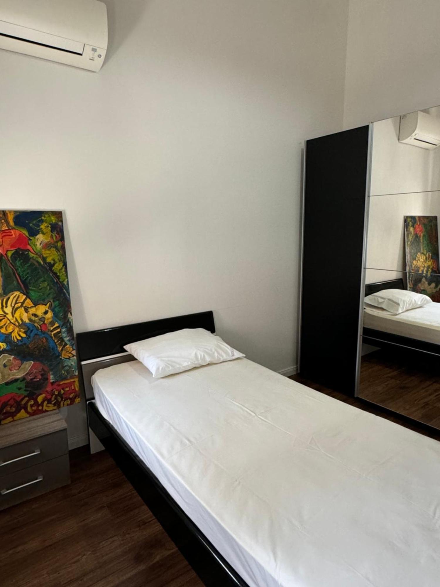 Ambassador Tirana Apartment Eksteriør bilde