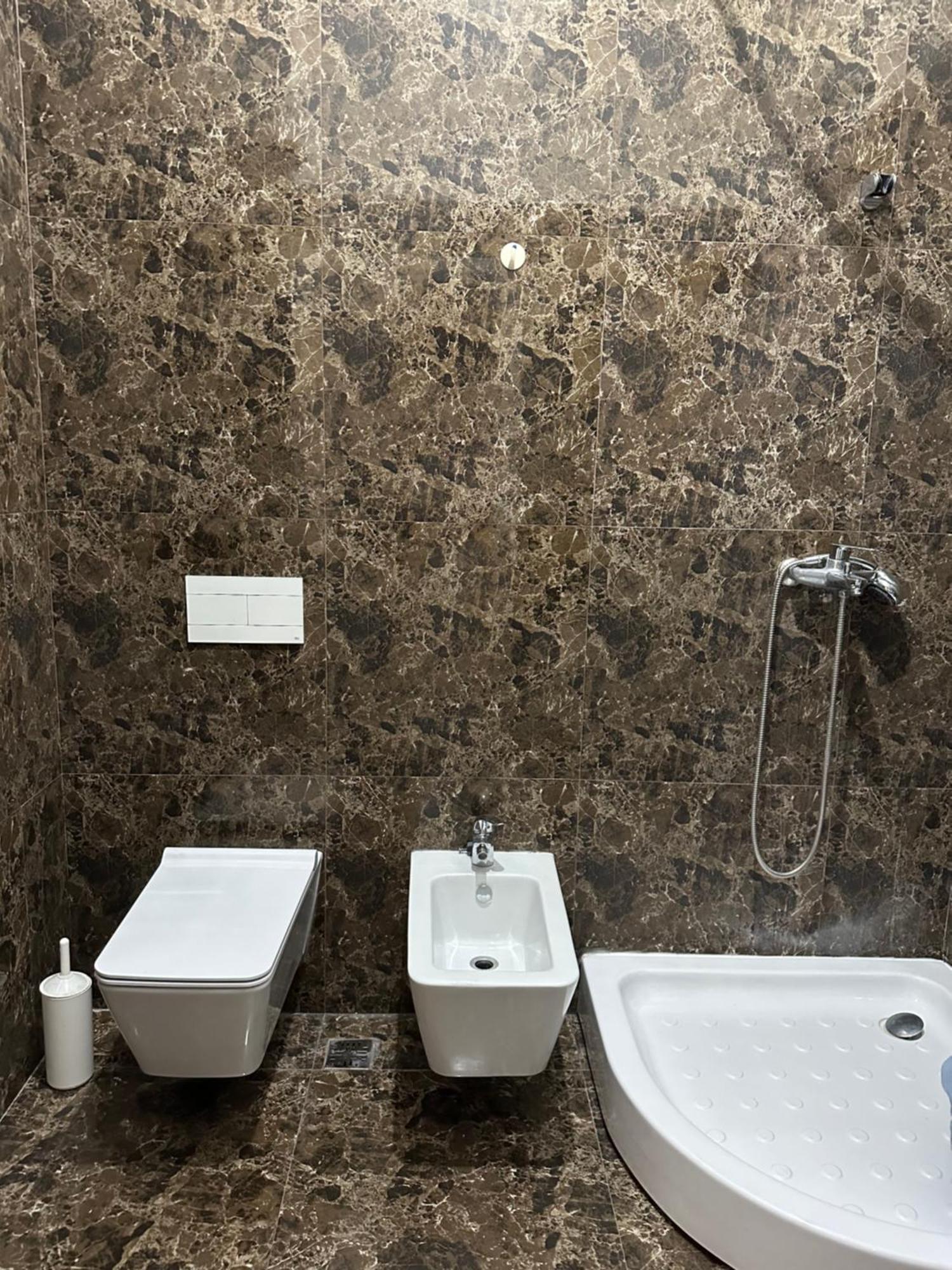 Ambassador Tirana Apartment Eksteriør bilde